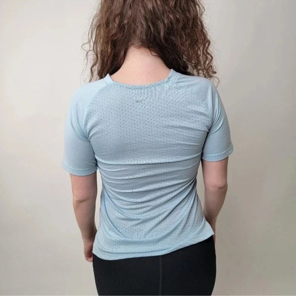Nike Women's Sky Blue Short Sleeve Tee - Picture 5 of 7